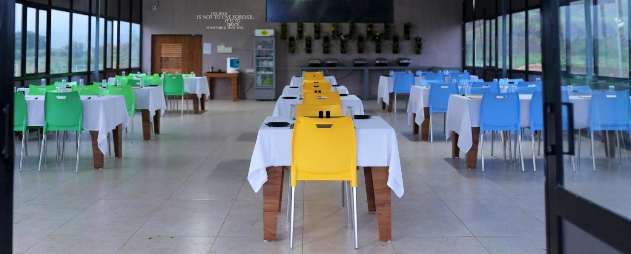 Leena Resort Garudeshwar Exterior photo