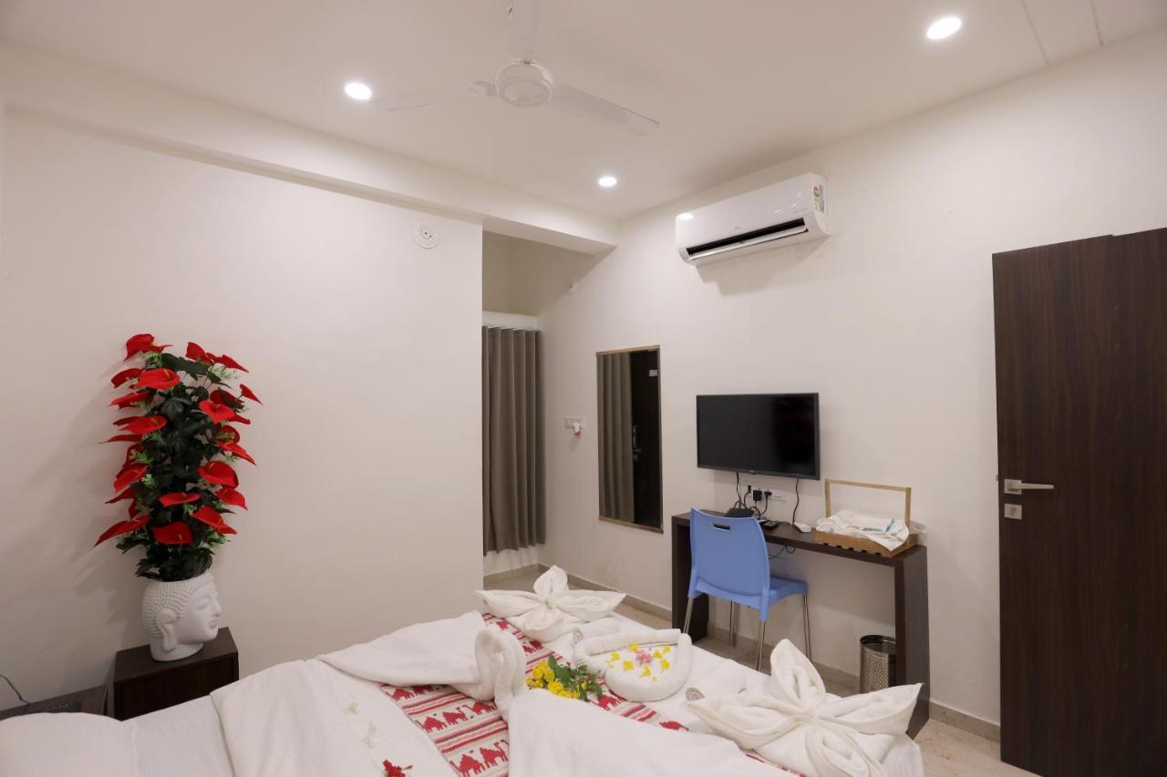 Leena Resort Garudeshwar Exterior photo